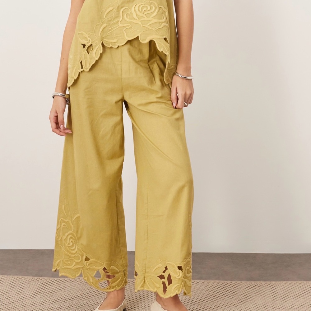 ARRANGE cotton embroidered floral cutwork pants in olive green